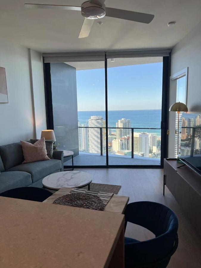 2 Bedroom Luxurious Family Apartment On 40Th Floor With Amazing Ocean Coastline Broadbeach Gold Coast Gc40 Екстер'єр фото
