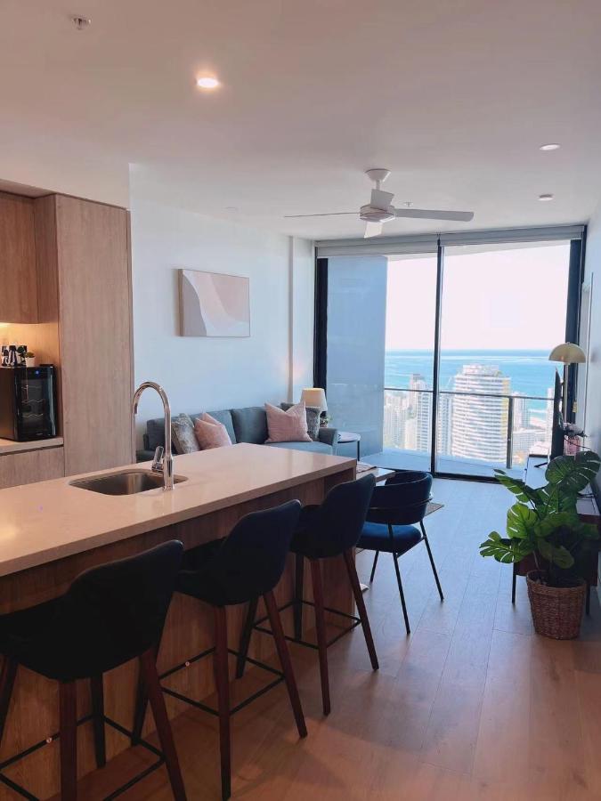 2 Bedroom Luxurious Family Apartment On 40Th Floor With Amazing Ocean Coastline Broadbeach Gold Coast Gc40 Екстер'єр фото