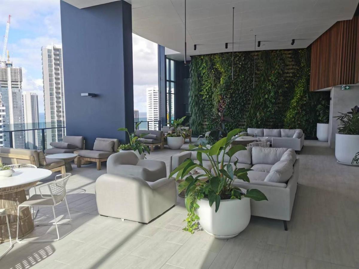 2 Bedroom Luxurious Family Apartment On 40Th Floor With Amazing Ocean Coastline Broadbeach Gold Coast Gc40 Екстер'єр фото
